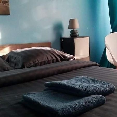 カステルノーダリ Casa Du Bassin Bed & Breakfast エクステリア 写真