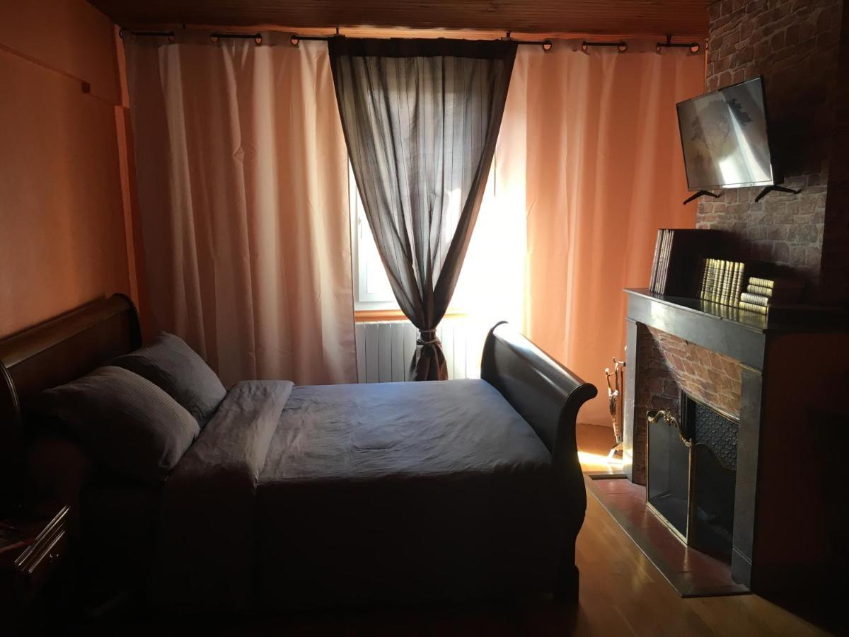 カステルノーダリ Casa Du Bassin Bed & Breakfast エクステリア 写真